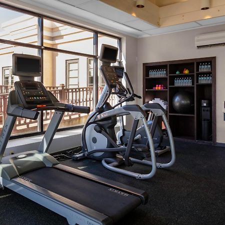 Holiday Inn Boston - Dedham Hotel & Conference Center By Ihg Esterno foto