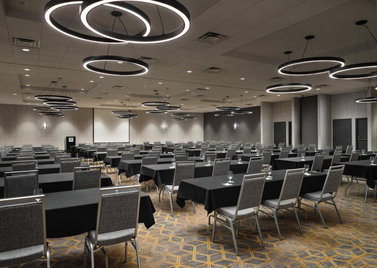 Holiday Inn Boston - Dedham Hotel & Conference Center By Ihg Esterno foto