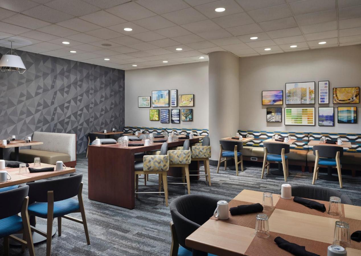 Holiday Inn Boston - Dedham Hotel & Conference Center By Ihg Esterno foto