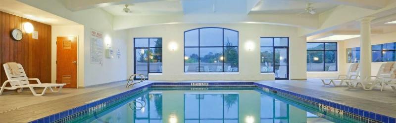 Holiday Inn Boston - Dedham Hotel & Conference Center By Ihg Esterno foto